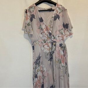 Luxology Floral V-Neck Maxi Dress
